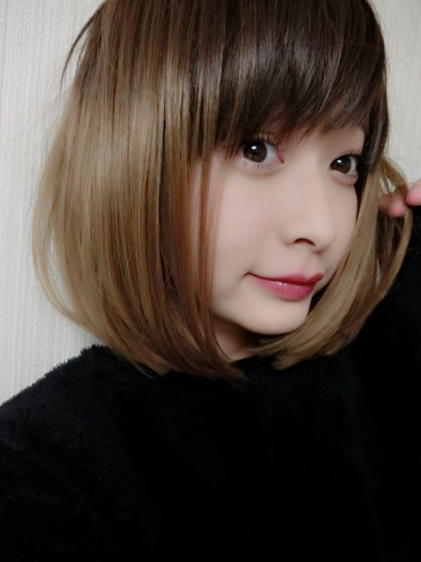 ＜OUTLET＞【ブラントカットぱっつんボブ】グラデーション ウィッグ専門店 DESIRE WIG