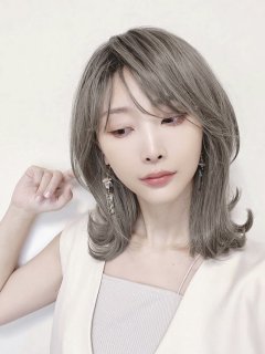 即購入⭕️ ラプンツェル イメージ ウィッグ ライト付き 即購入⭕️ ラプンツェル イメージ ウィッグ ライト付き