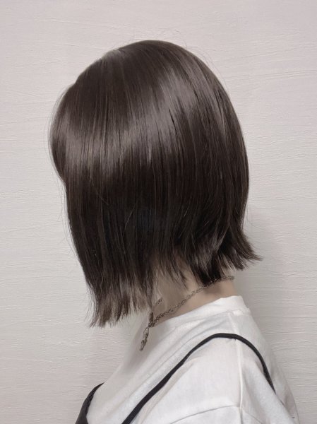 画像6: 艶消しファイバー【ぷつっとくびれボブ（イヤリングカラー）】ビターチョコ×アッシュ（軽量ウィッグ） (6)